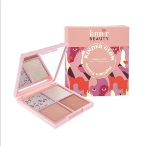 KNDR beauty kinder glow highlight palette